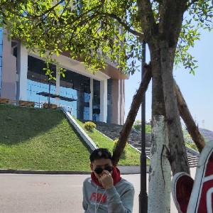 大声点我听不到